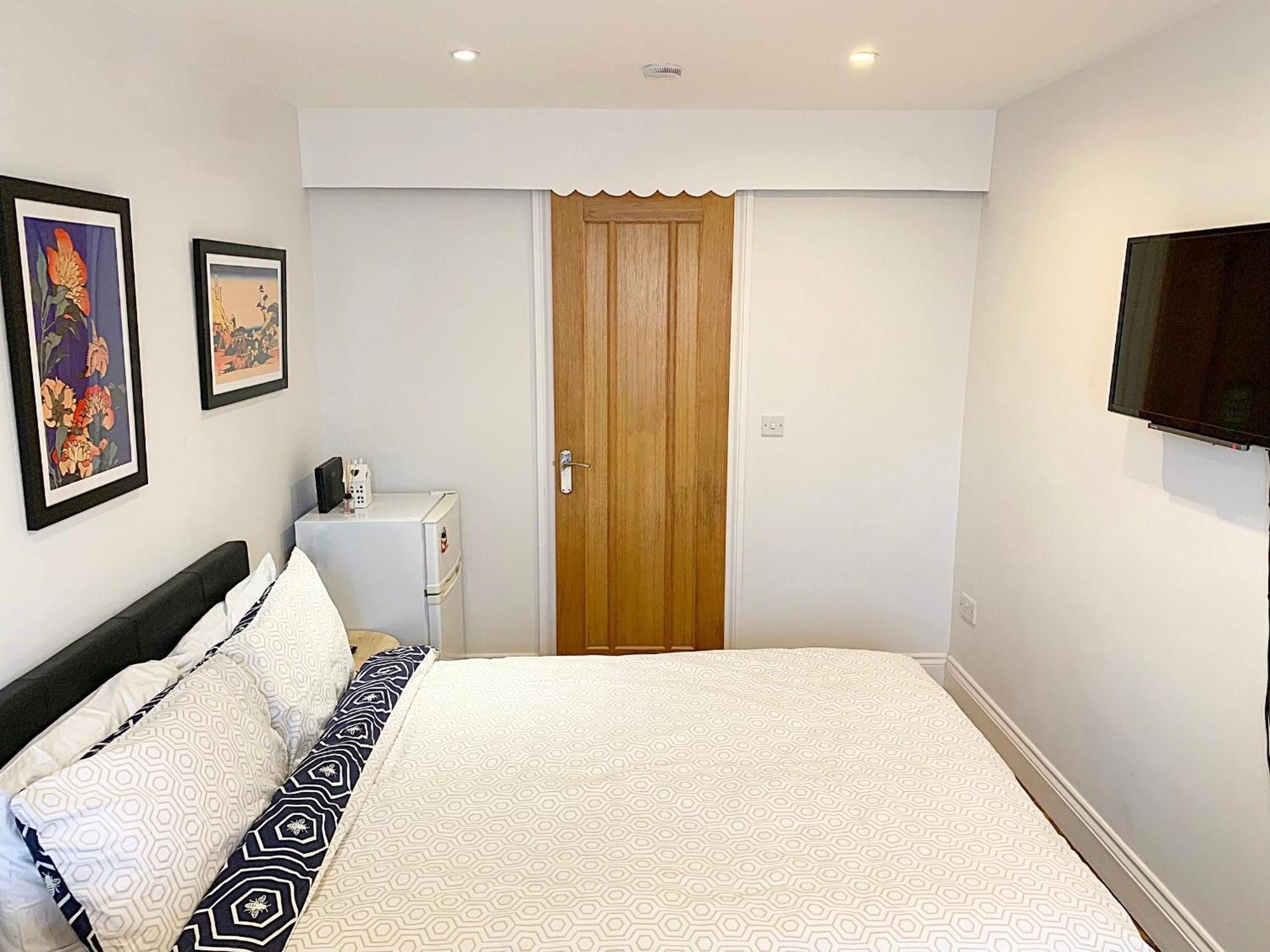 Cozytomari Apartment London Ngoại thất bức ảnh